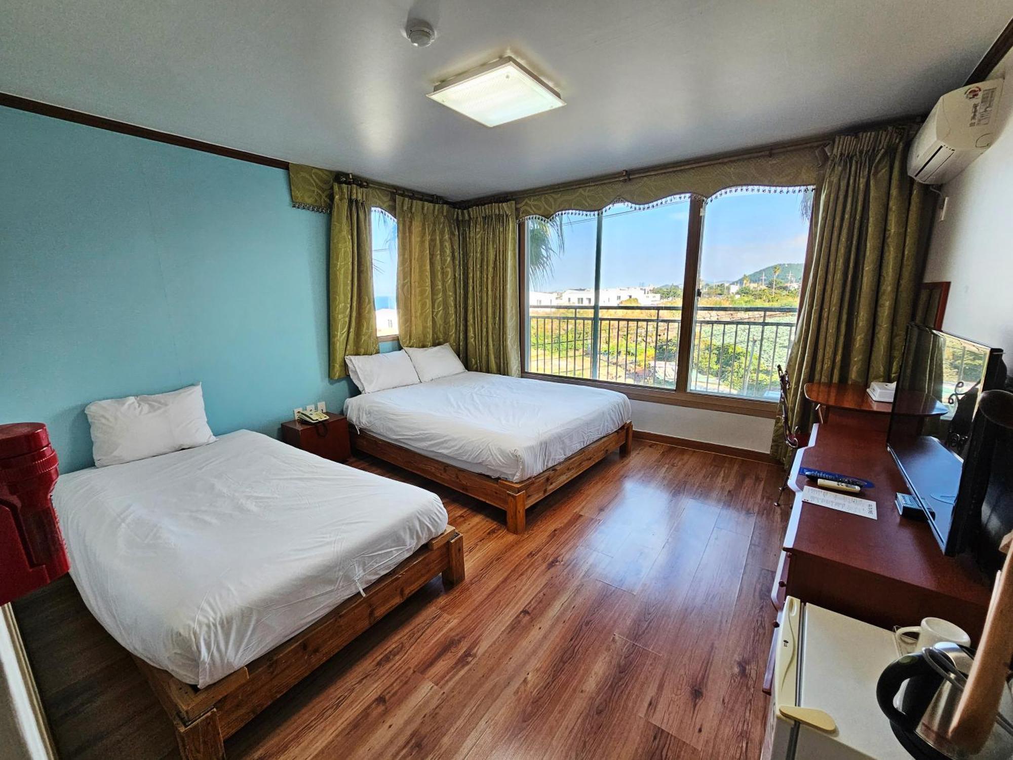 ซี คลิฟ โฮเทล เชจู Hotel เมืองเชจู ห้อง รูปภาพ