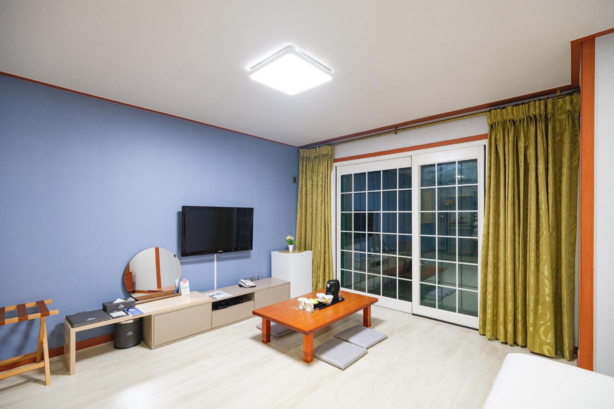 ซี คลิฟ โฮเทล เชจู Hotel เมืองเชจู ภายนอก รูปภาพ