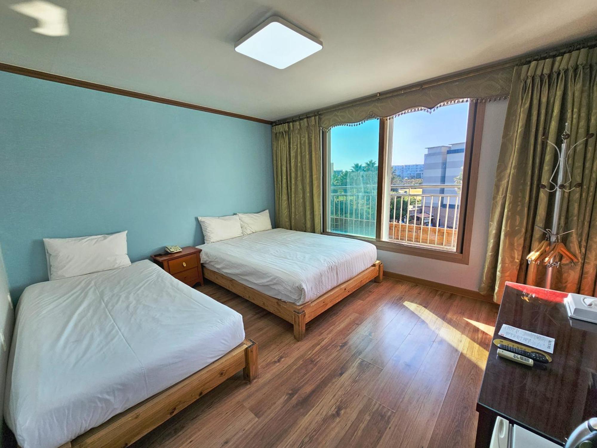 ซี คลิฟ โฮเทล เชจู Hotel เมืองเชจู ห้อง รูปภาพ